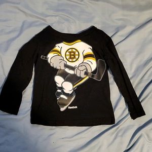 Boston Bruins shirt